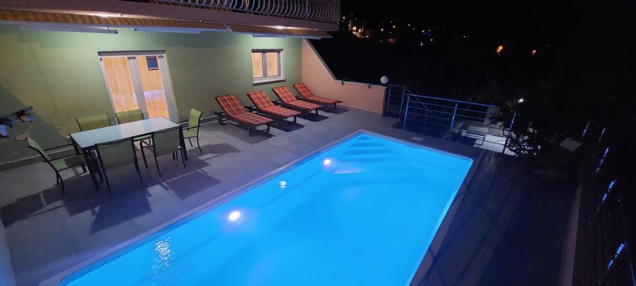 Apartment M&M With Private Pool Kučine Exterior foto